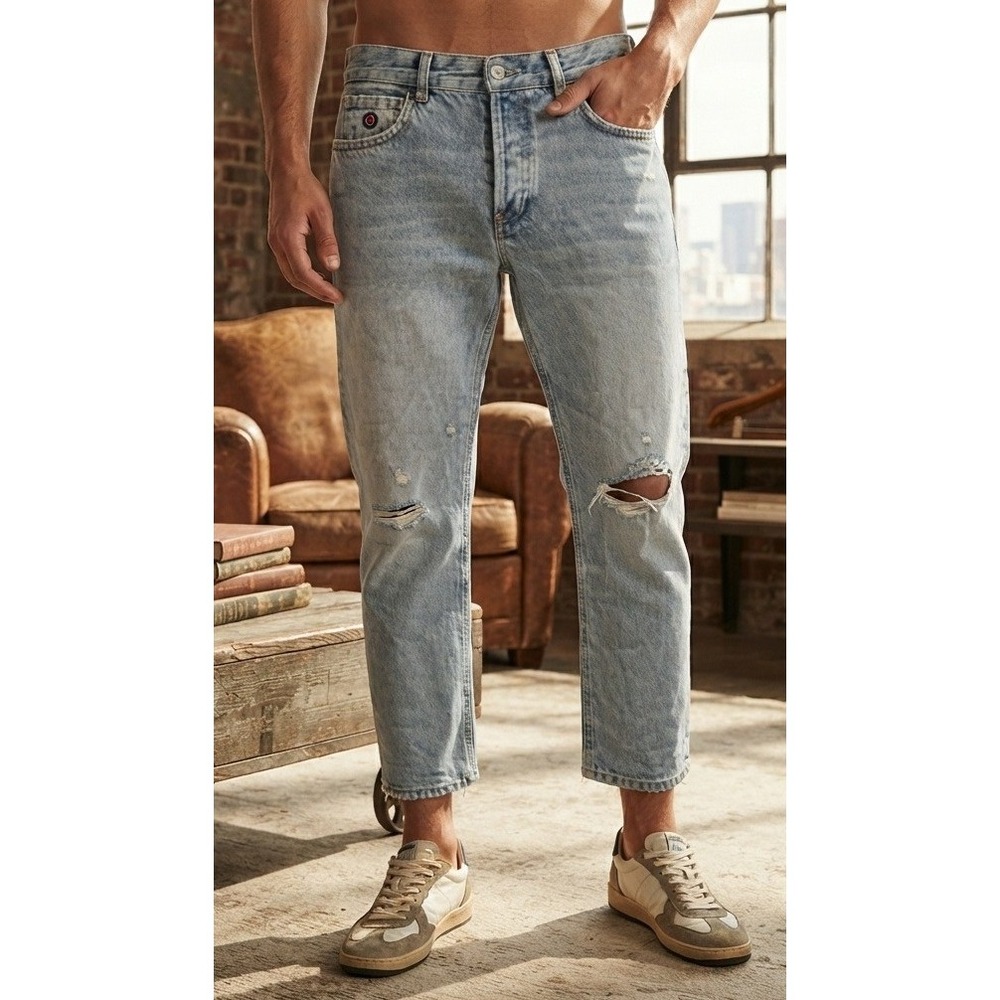 ZARA RHUIGI Button Fly Distressed Jeans Mens 30 Light Wash Blue Cotton Straight